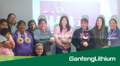 天下乳腺癌防治月：关注女性康健，，，共筑粉红防地